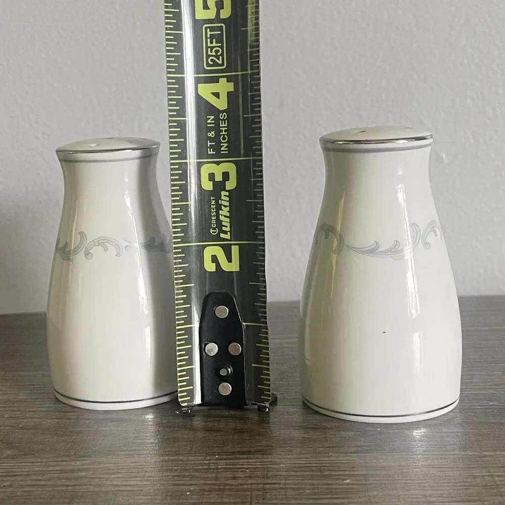 Vtg Noritake China Covered Salt & Pepper Chaumont Design Pattern 6008 Made Japan